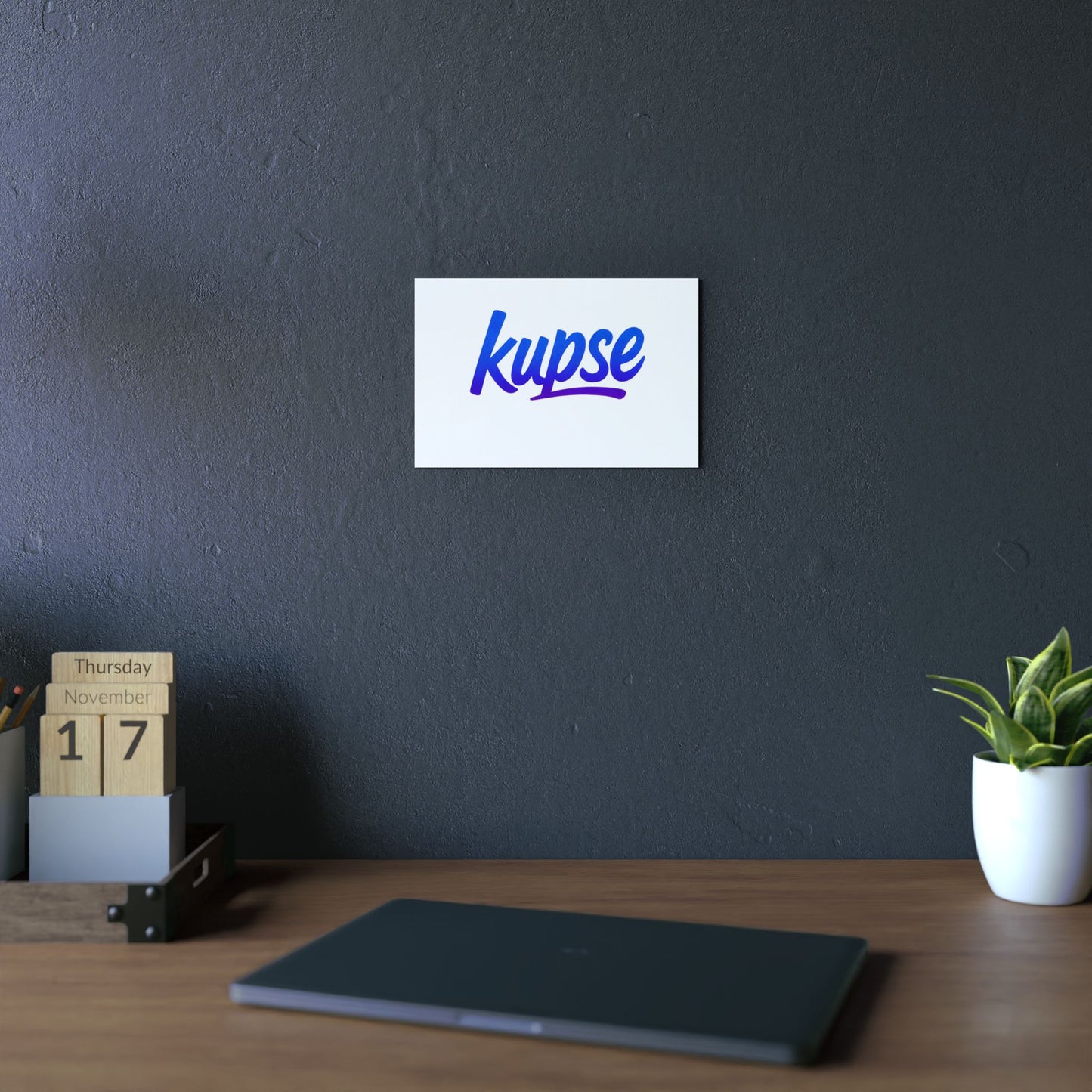 Obraz na panelu aluminiowym Kupse Logo Blue – trwały wydruk w stylu Kup Se