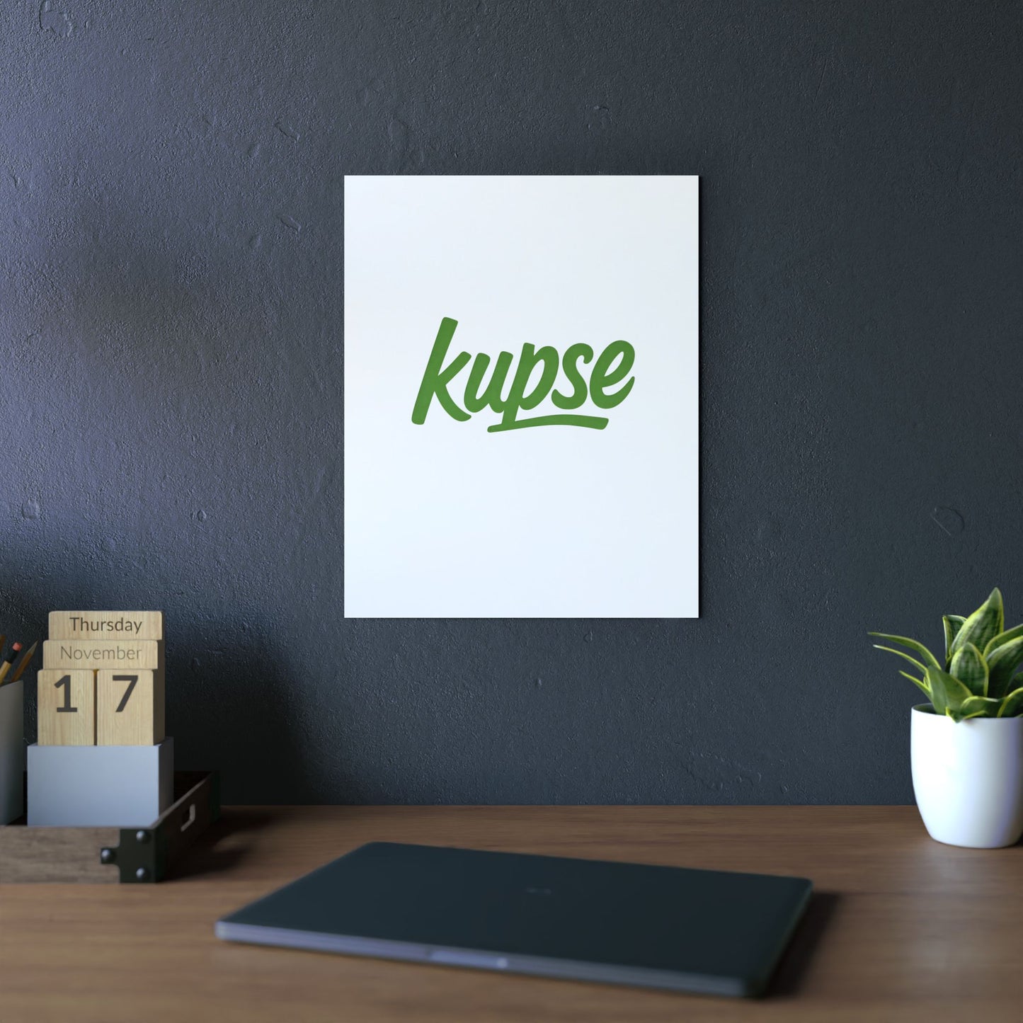 Obraz na panelu aluminiowym Kupse Logo Green – trwały wydruk w stylu Kup Se