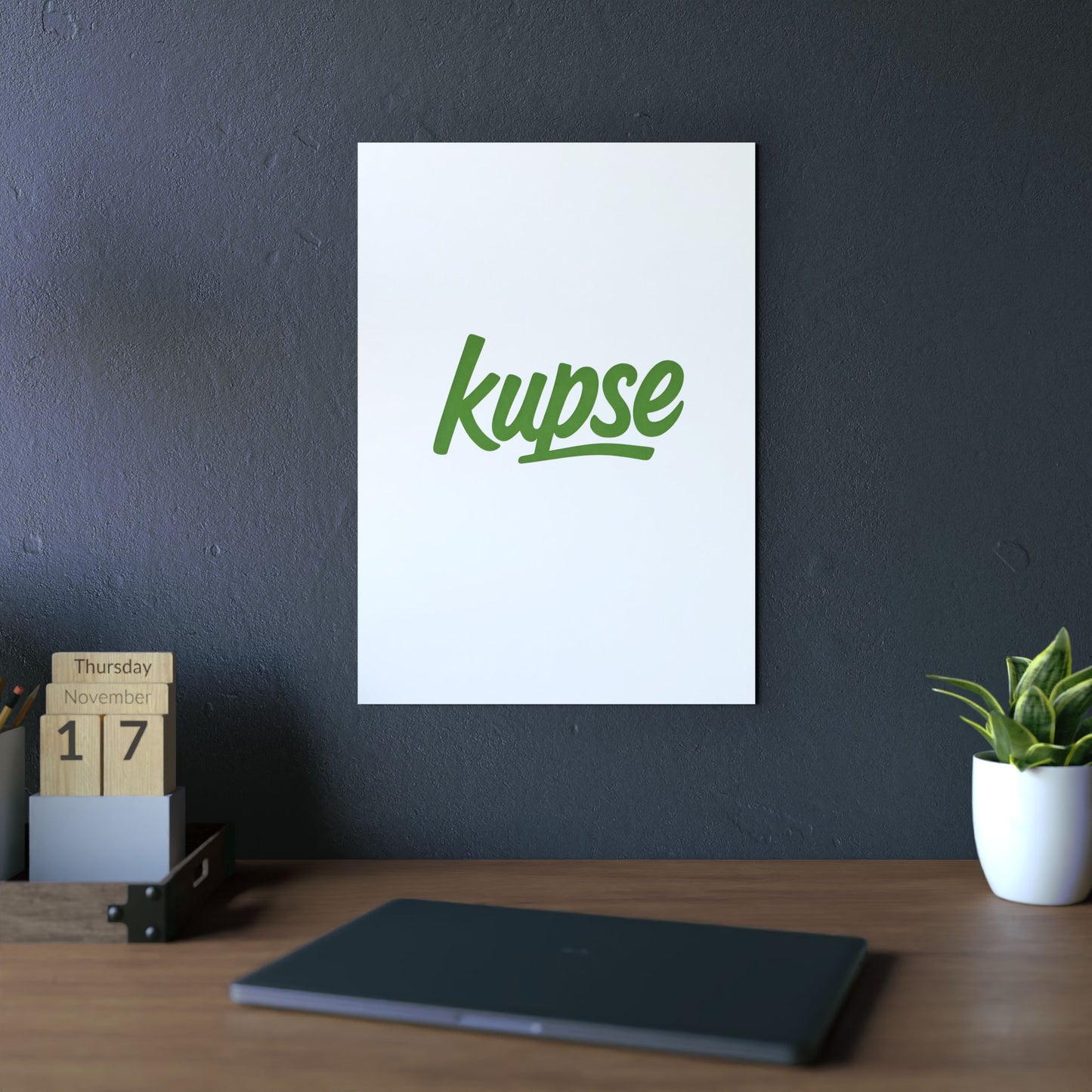 Obraz na panelu aluminiowym Kupse Logo Green – trwały wydruk w stylu Kup Se