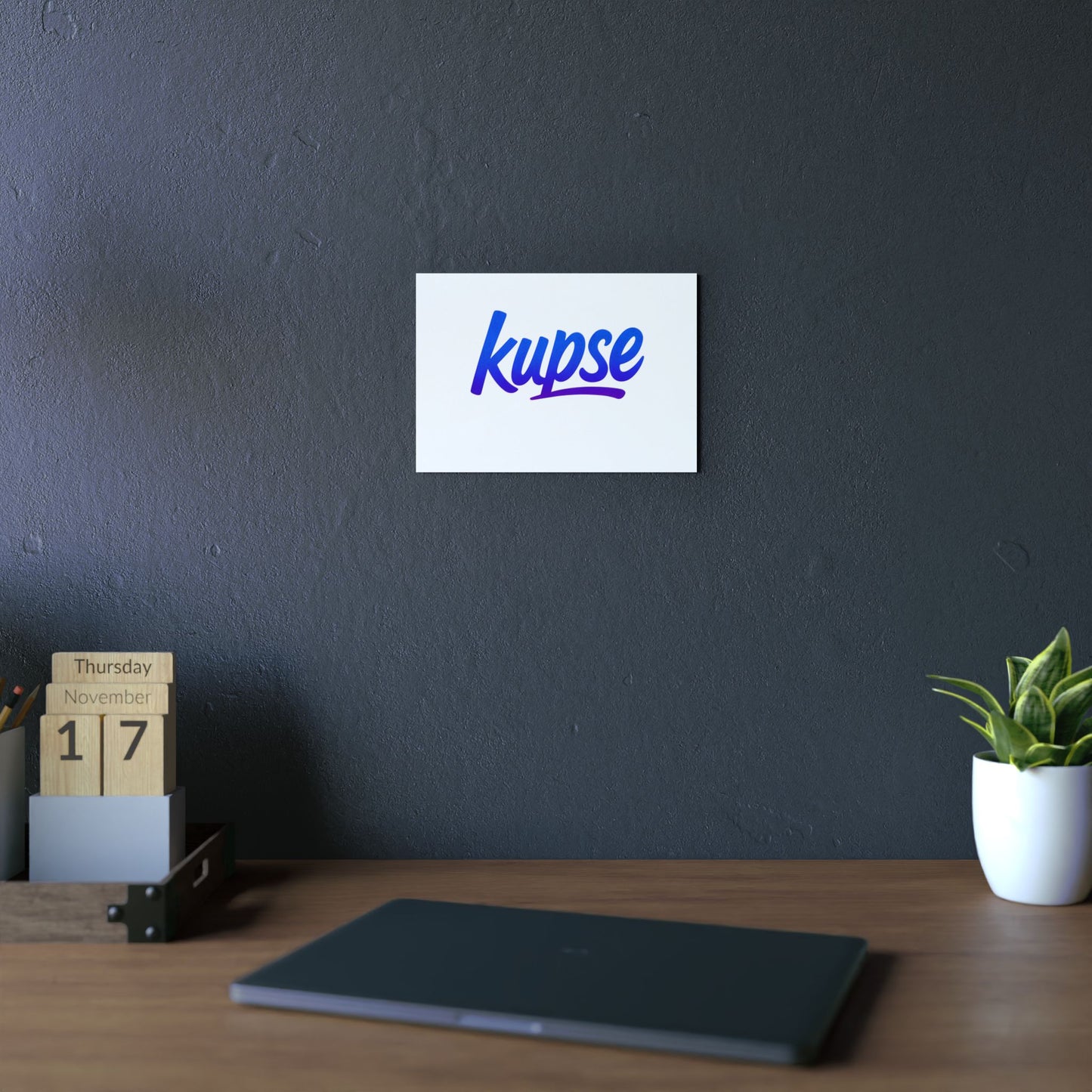 Obraz na panelu aluminiowym Kupse Logo Blue – trwały wydruk w stylu Kup Se