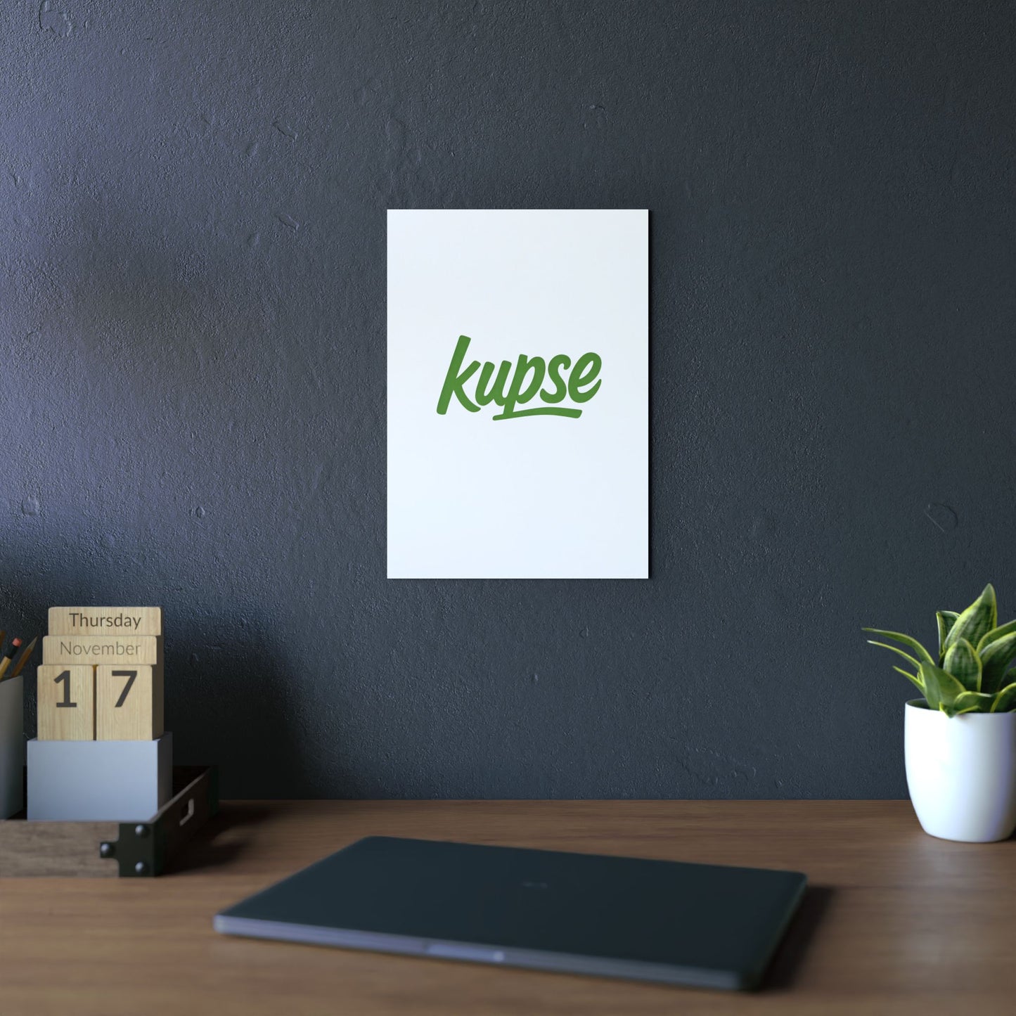 Obraz na panelu aluminiowym Kupse Logo Green – trwały wydruk w stylu Kup Se